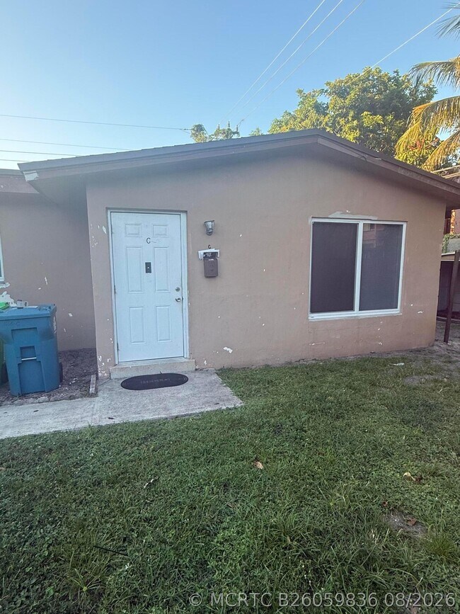 Building Photo - 1608 NW 58th Terrace