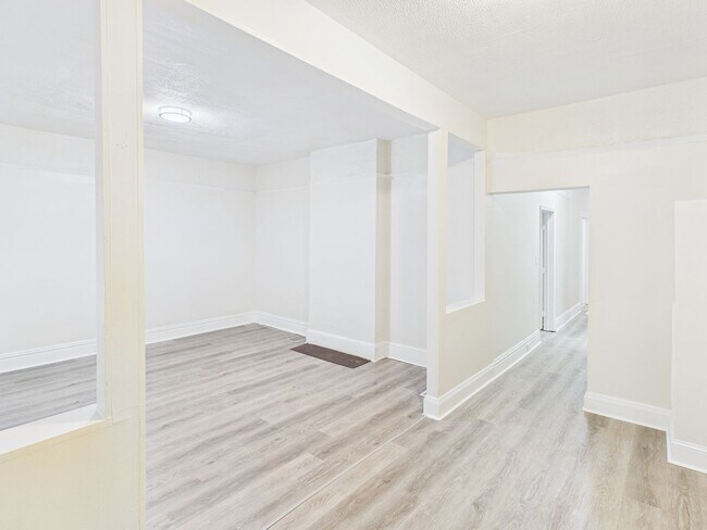 Building Photo - 1917 Boston Ave