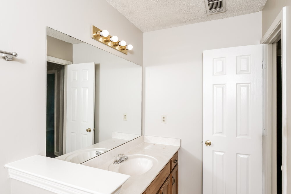 Building Photo - 3846 Walden Meadow Dr