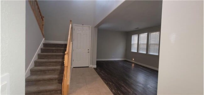 Building Photo - 2467 Berkshire Ln