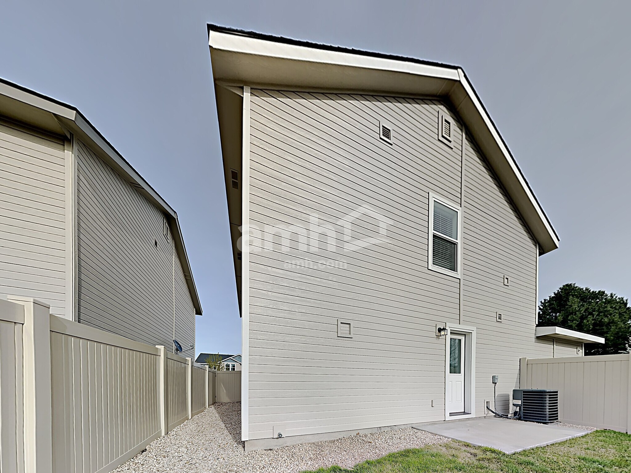 Building Photo - 4537 N Alester Ave