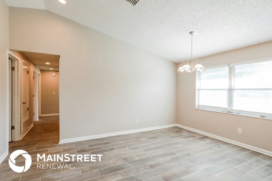 Building Photo - 1693 Susan Dr