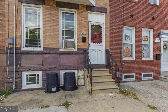 Building Photo - 2524 E Lehigh Ave