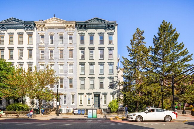 Building Photo - 1103 Washington St