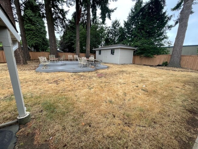 Building Photo - Completely updated 1 Bedroom ADU