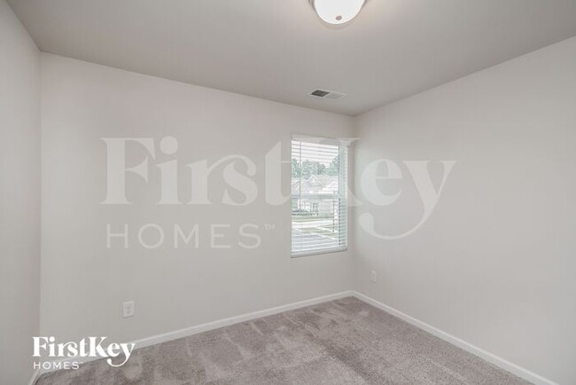 Building Photo - 7305 Brawley Wood Ct