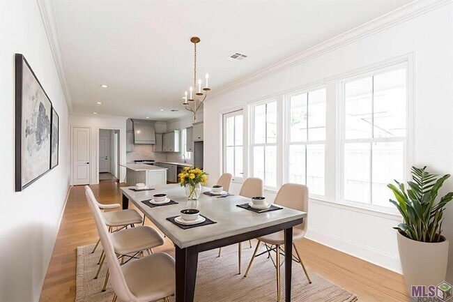 Building Photo - 7644 Jeter Dr