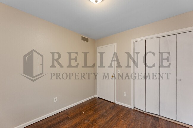 Building Photo - 1837 S Stacey St