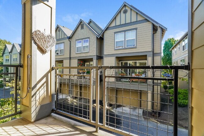 Building Photo - 16410 1st Dr SE