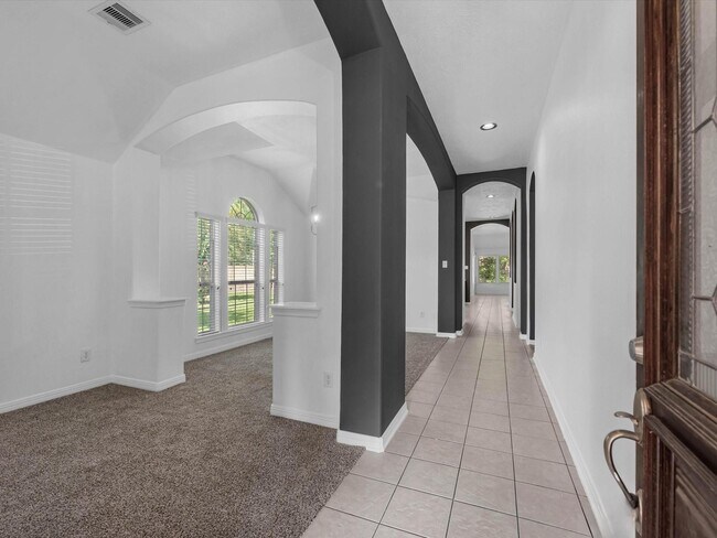 Building Photo - 13707 Birney Point Ln
