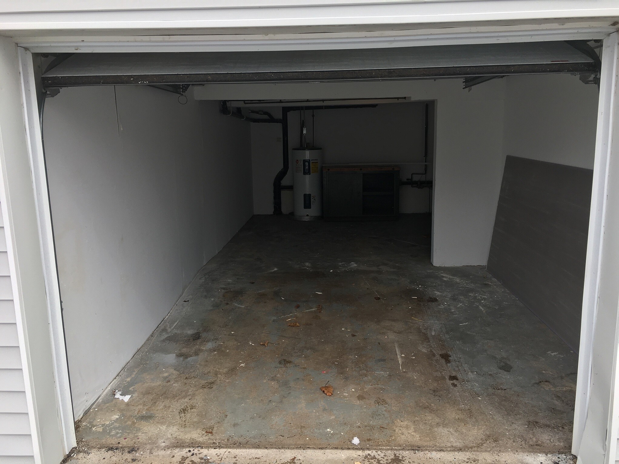 Building Photo - 230 Main St