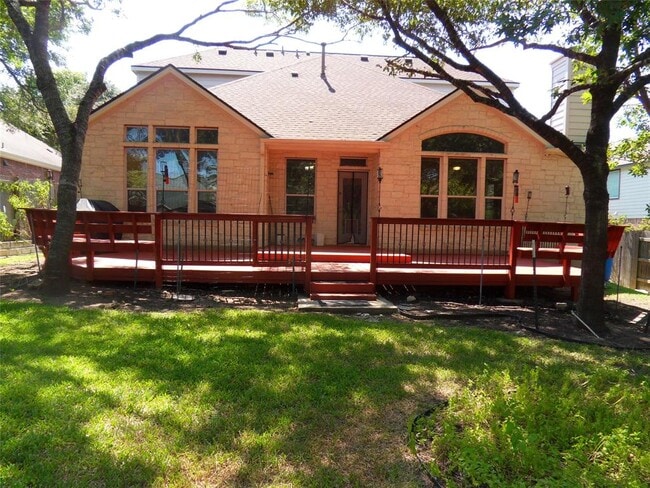 Building Photo - 524 Carismatic Ln