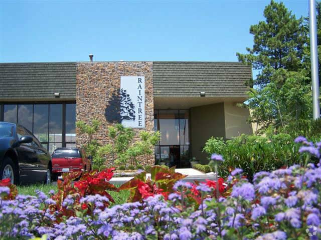 Entrance - Raintree Apartments