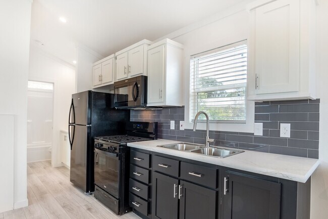 Building Photo - 25928 Haynie Flat Rd