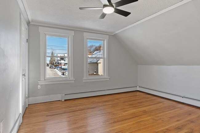 Building Photo - 88 Baker St