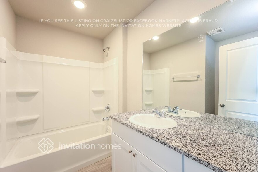 Building Photo - 7312 Plata Cir