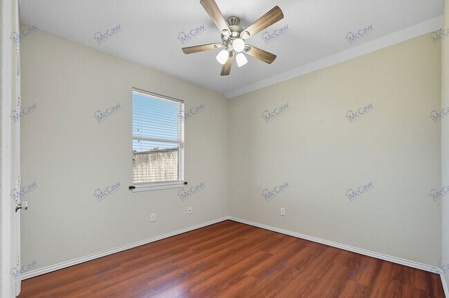 Building Photo - 4515 Sawgrass Dr