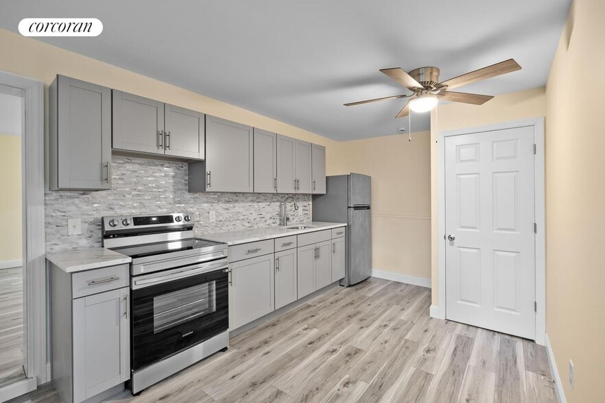 Building Photo - 308 3rd Ave