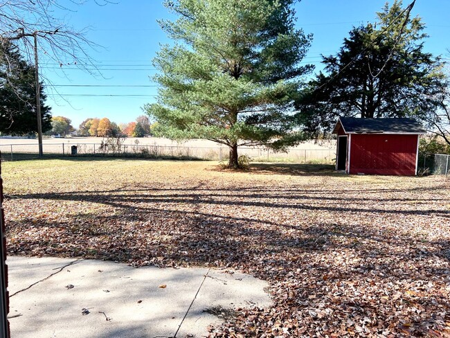 Building Photo - Newly renovated 3-Bedroom North Side Home ...