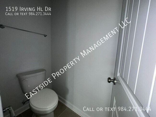Building Photo - 1519 Irving Hl Dr