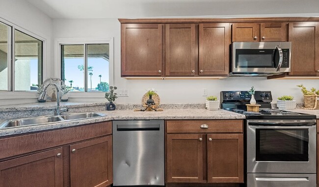 Building Photo - 1720 E Hermosa Dr