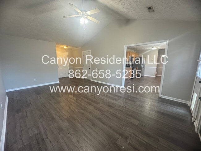 Building Photo - 3117 Winesap Rd