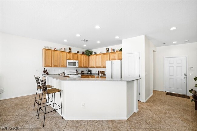 Building Photo - 2635 Solera Moon Dr
