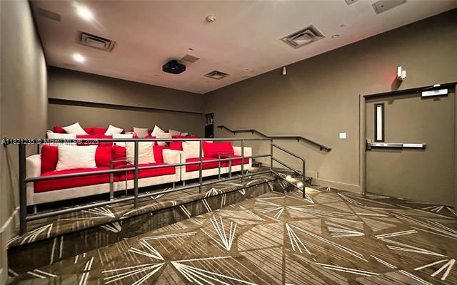 Building Photo - 1300 Brickell Bay Dr