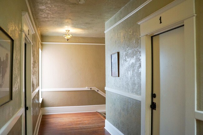 Building Photo - Urban DREAM! Spacious 1-Bedroom w/ Exposed Brick, Fireplace, & More in a Hip Location!