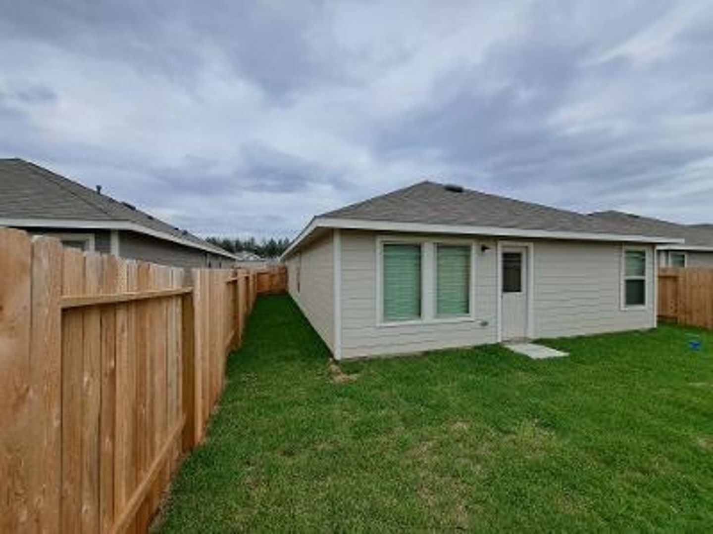 Building Photo - 13812 Grey Wolf Trl