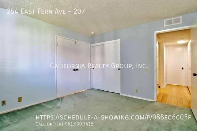 Building Photo - 254 E Fern Ave