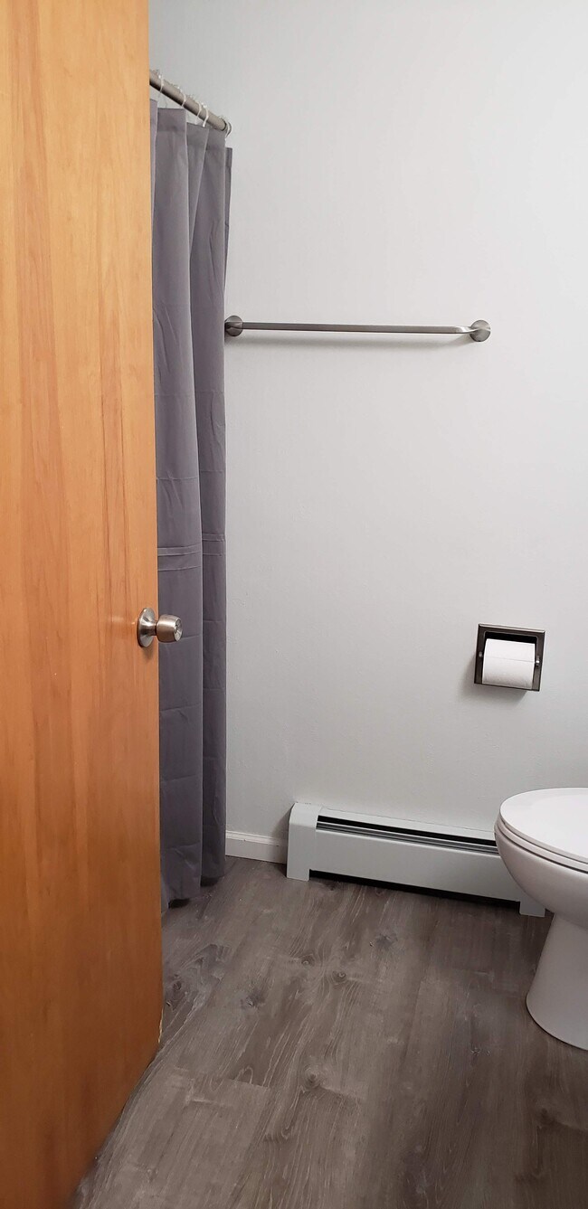 Main bath has tub/shower. - 2340 S Ridge Rd