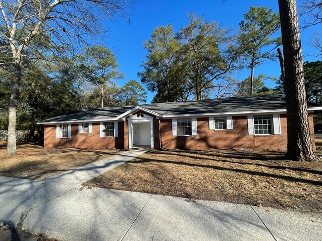 Building Photo - Updated 2BR/2BA Duplex in Downtown Springfield – Modern Finishes & Spacious Layout