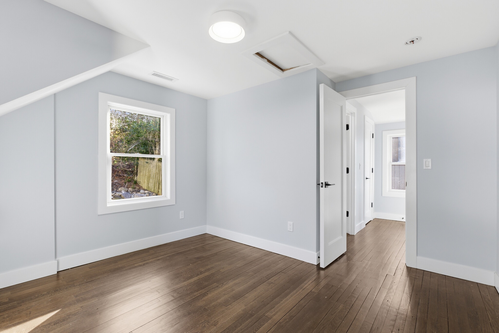 Building Photo - 85 Euclid Ave