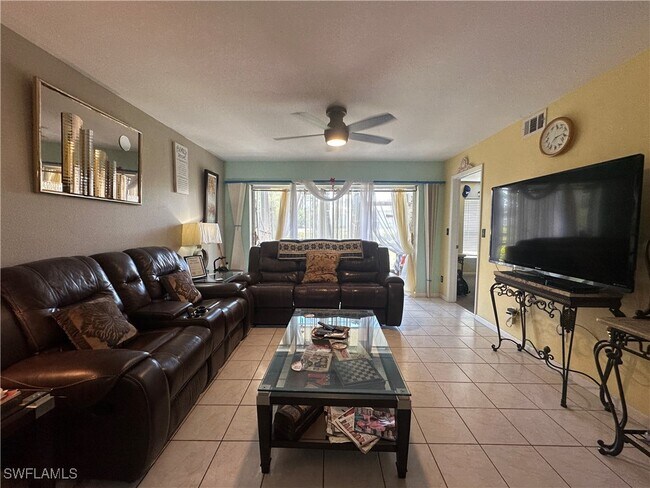 Building Photo - 1448 Churchill Cir