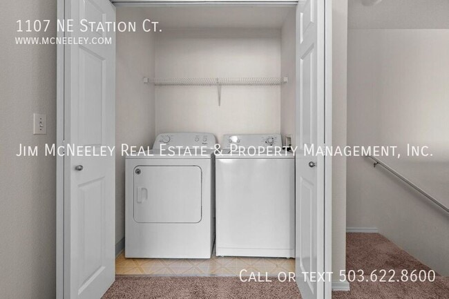 Building Photo - 1107 NE Station Ct