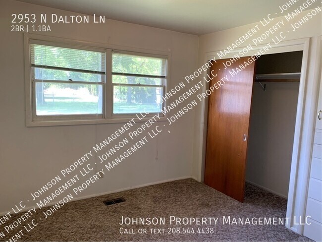 Building Photo - 2953 N Dalton Ln