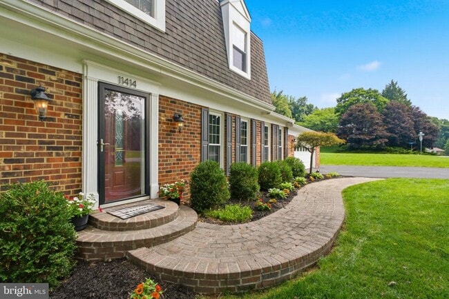 Building Photo - 11414 Bronzedale Dr
