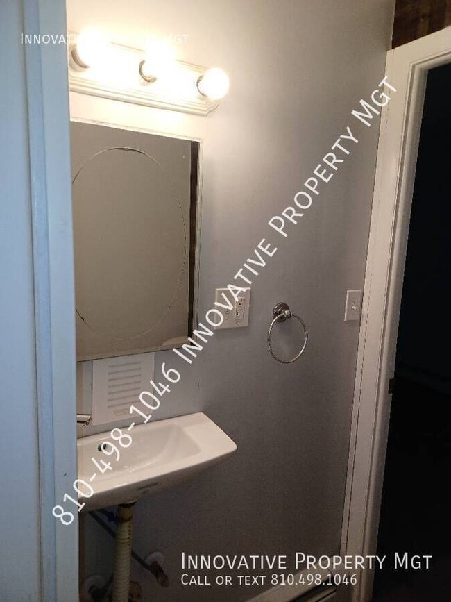 Building Photo - 120 E State St