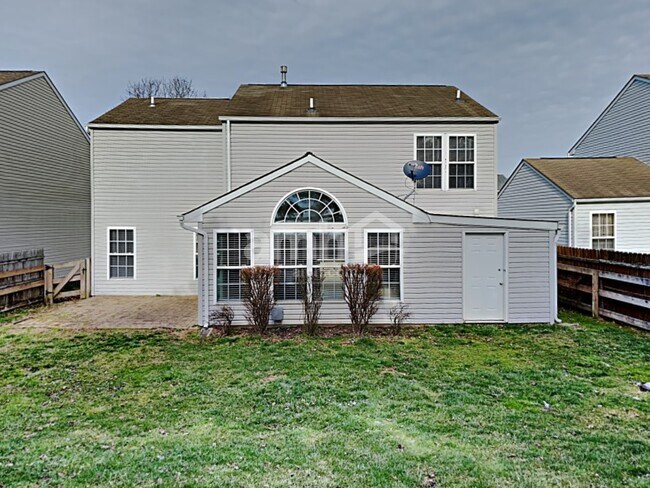 Building Photo - 515 Indian Lake Dr