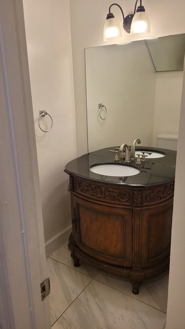 Half bath downstiars - 7338 NW 75th St