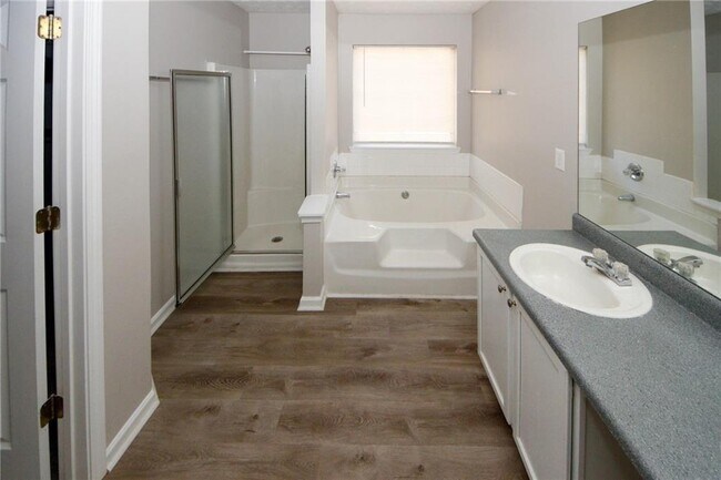 Building Photo - 4493 Bridle Ridge Way