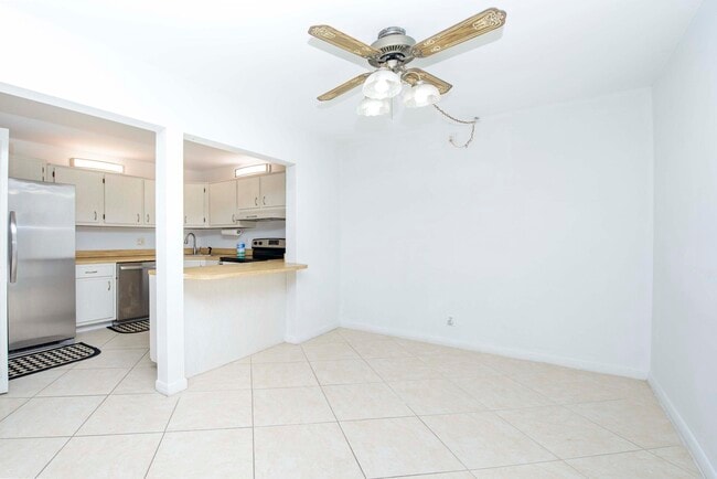Building Photo - 3531 Pine Needle Dr
