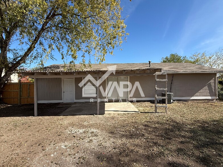 Building Photo - 7319 Walnut Valley Dr