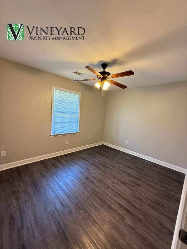 Building Photo - 17 Paige St