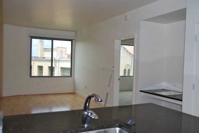 Building Photo - 4101 Albemarle St NW