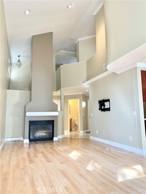 Building Photo - 15686 Altamira Dr