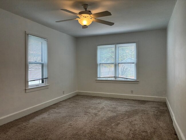 Building Photo - 317 N Monroe St