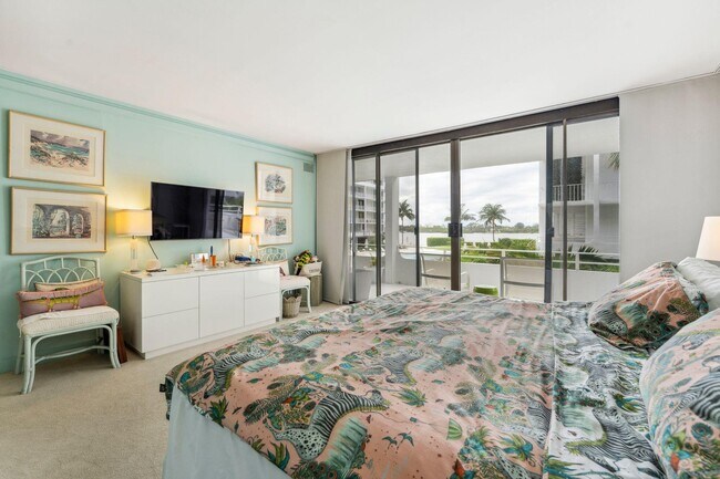 Building Photo - 2784 S Ocean Blvd