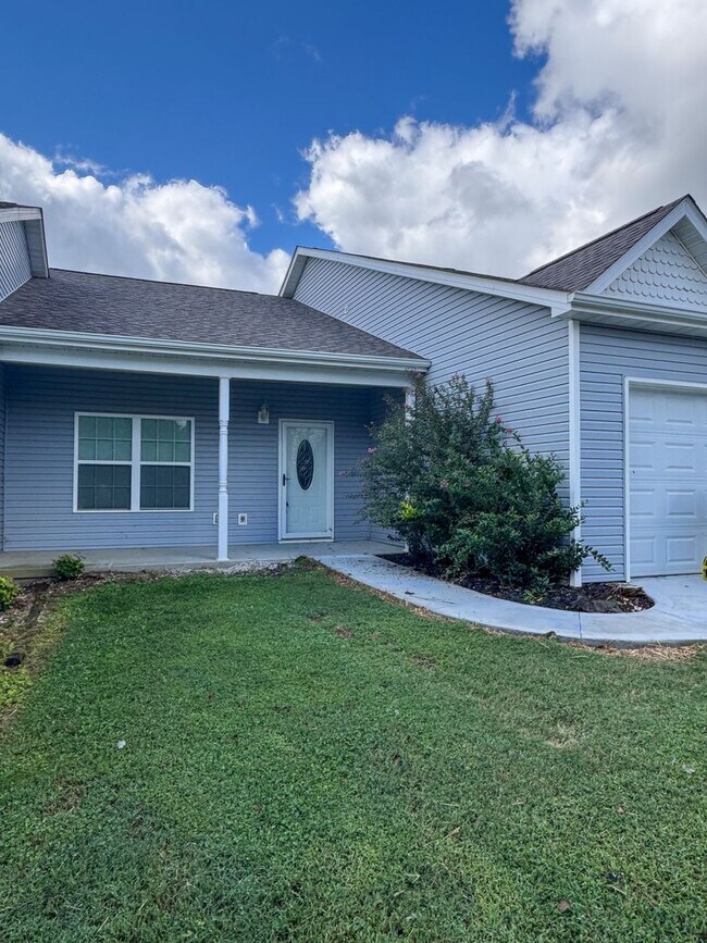 Building Photo - Condo Living 26 Hundred sq Ft!!